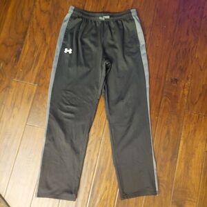 Boy's Under Armour sweatpants